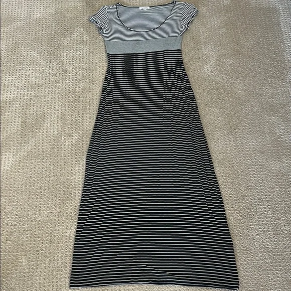 Max Studio | Dresses | Max Studio Maxi Black And White Sheath Dress With Cap  Sleeves Small | Poshmark